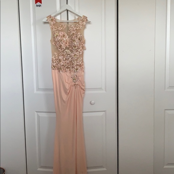 Dress - Picture 1 of 2